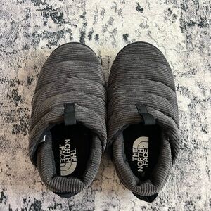 North Face Women’s Nupste Mule Corduroy Slippers in TNF Black